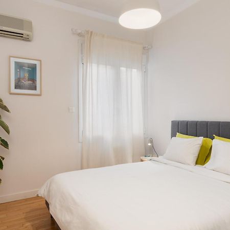Peaceful Apartment In Neapoli, Exarcheia Атина Екстериор снимка